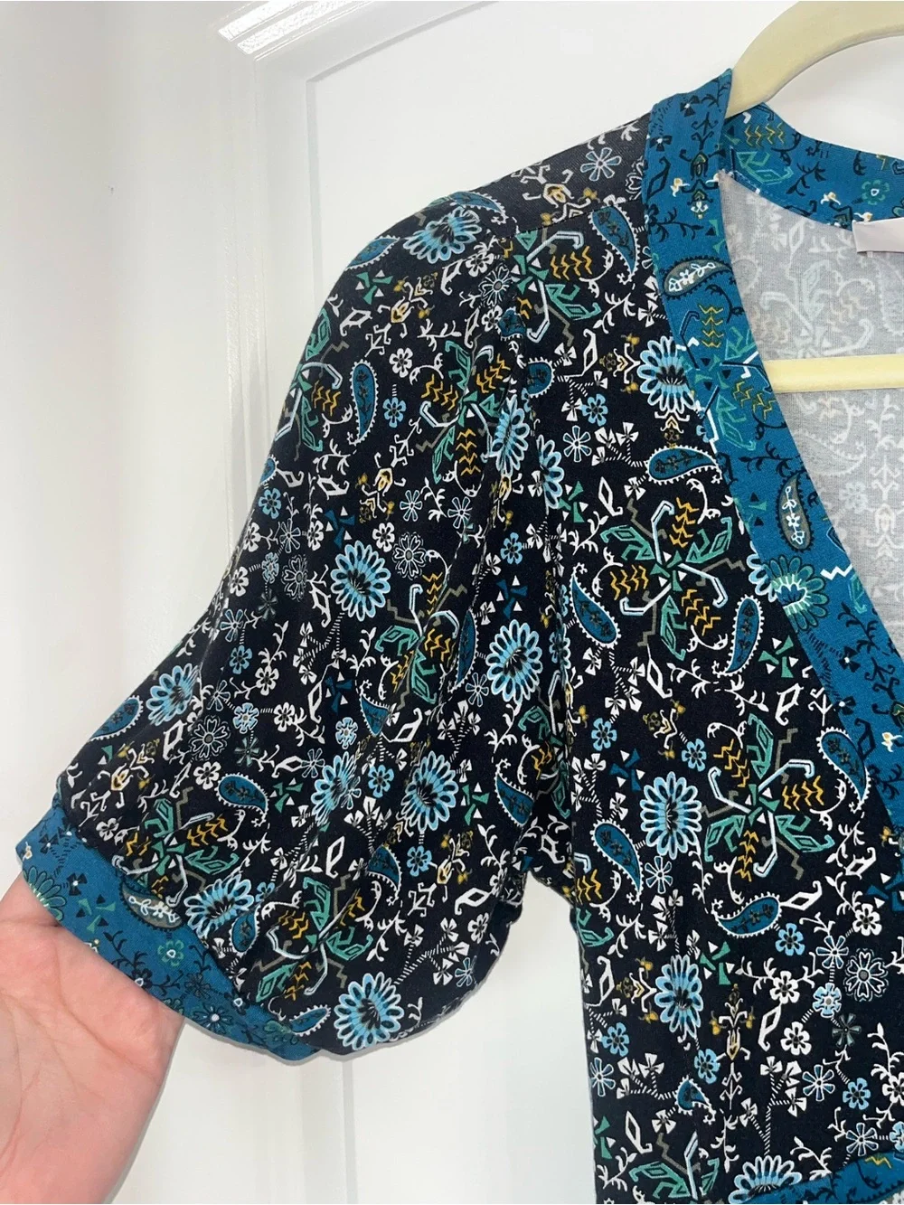 LOFT Teal Blue and Black Floral Maxi Dress Paisley Details V Neck Medium - Picture 5 of 9